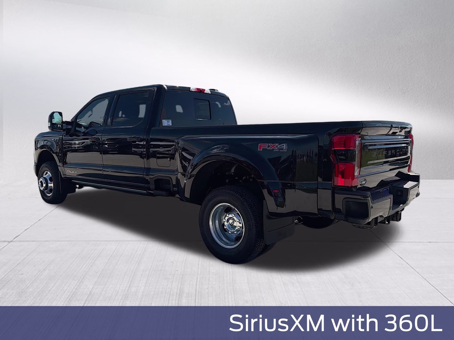 2026 Agate Black Metallic Ford Super Duty F-350 DRW Platinum 4X4 Truck