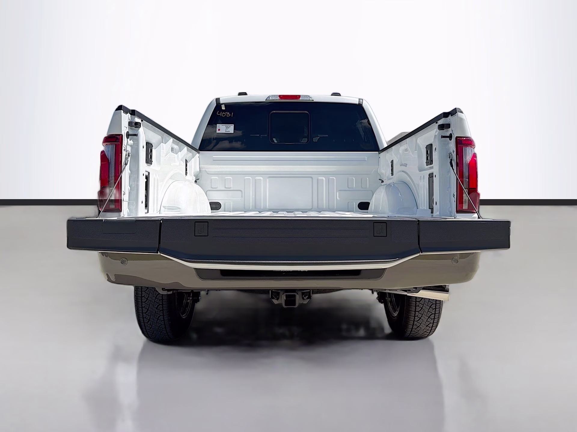 2026 Star White Metallic Tri-Coat Ford F-150 King Ranch 4X4 Truck