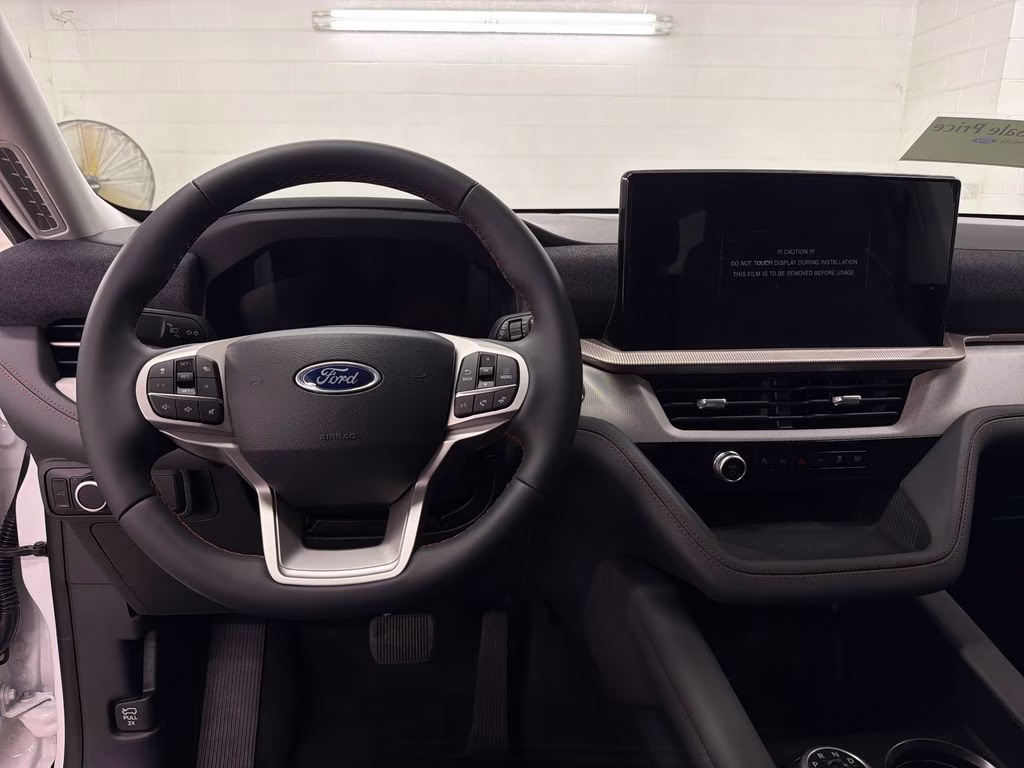 2026 STAR WHITE Ford Explorer Active RWD SUV