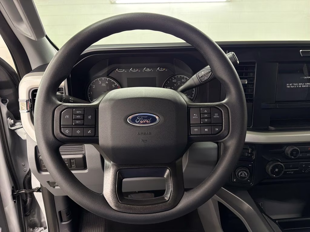 2026 AVALANCHE Ford Super Duty F-250 SRW XLT 4X4 Truck