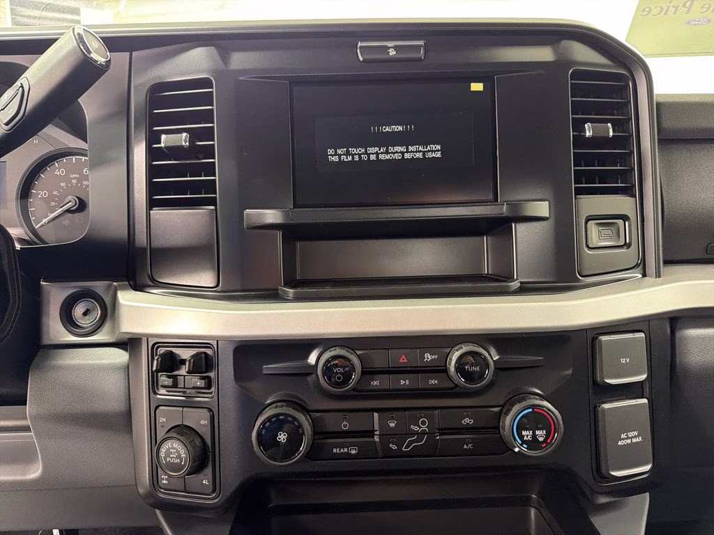 2026 AVALANCHE Ford Super Duty F-250 SRW XLT 4X4 Truck