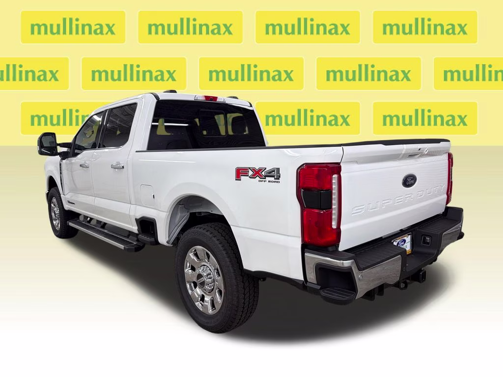 2026 STAR WHITE Ford Super Duty F-250 SRW Lariat 4X4 Truck
