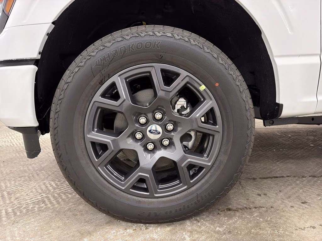 2026 OXFORD WHITE Ford F-150 STX 4X4 Truck