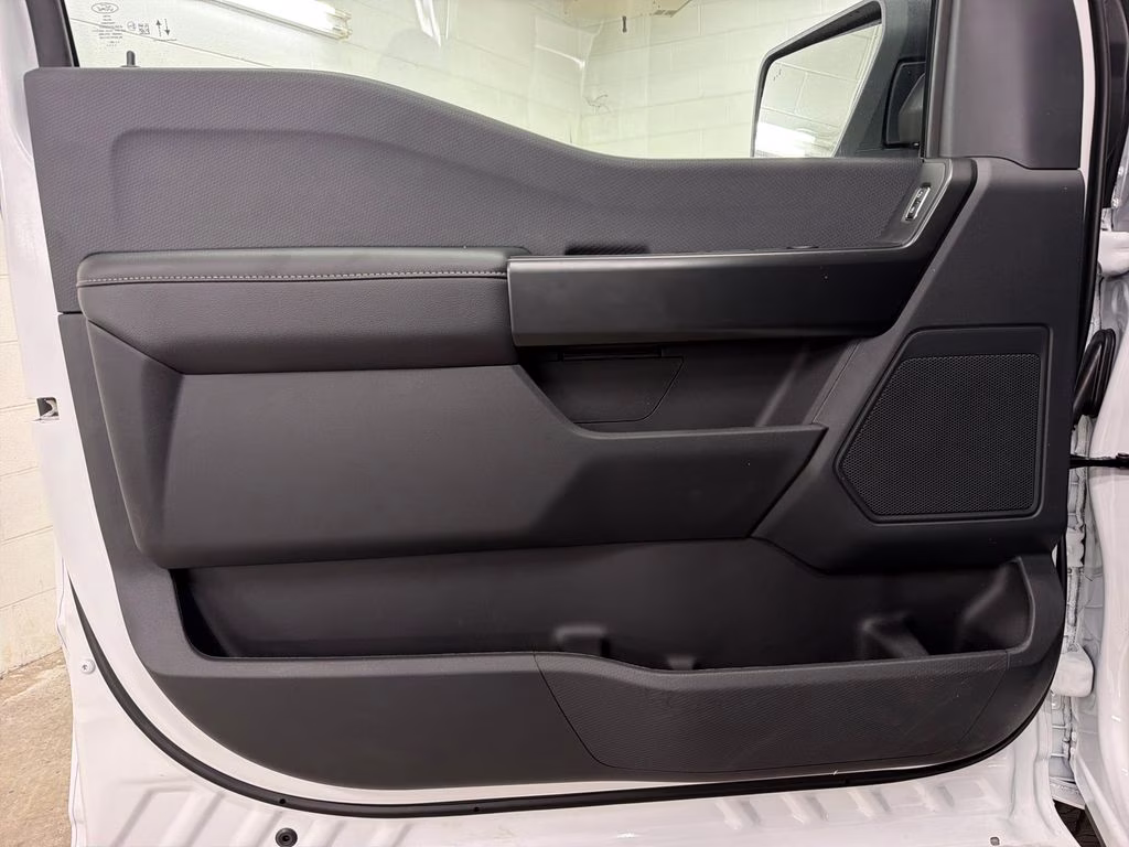 2026 OXFORD WHITE Ford F-150 STX 4X4 Truck