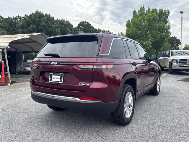 2025 Velvet Red Pearlcoat Jeep Grand Cherokee Laredo X RWD SUV