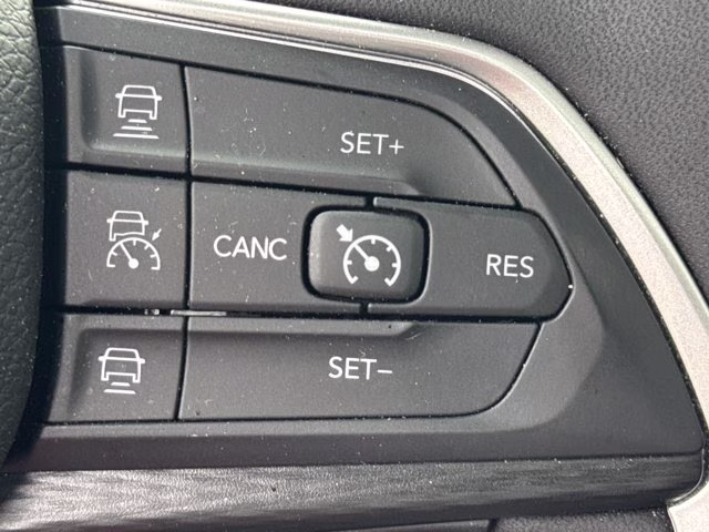 2025 Velvet Red Pearlcoat Jeep Grand Cherokee Laredo X RWD SUV
