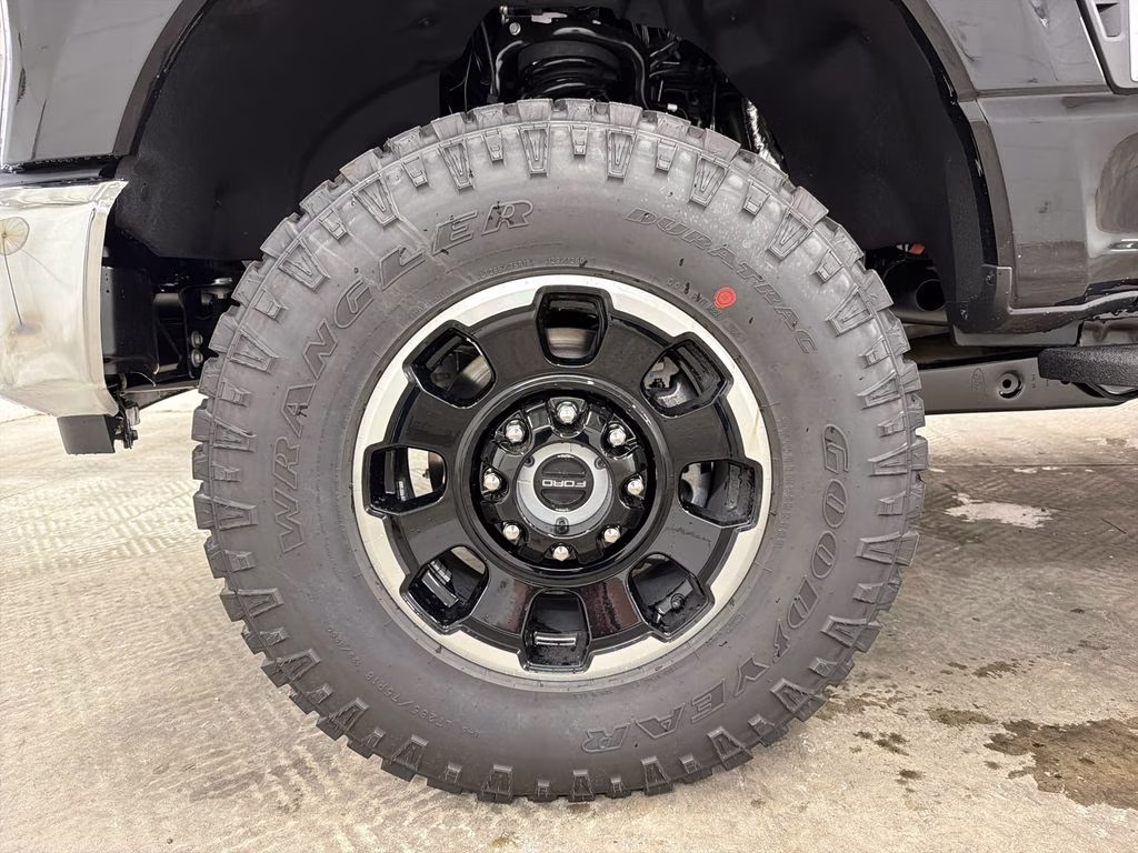 2026 AGATE BLACK Ford Super Duty F-250 SRW XLT 4X4 Truck