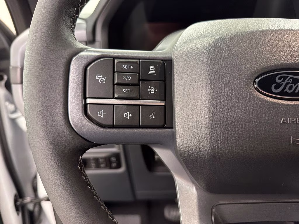 2026 OXFORD WHITE Ford F-150 XLT RWD Truck