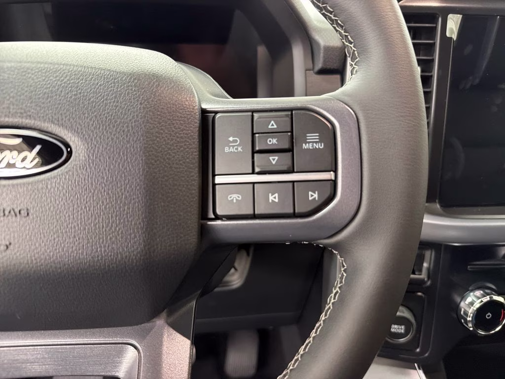2026 OXFORD WHITE Ford F-150 XLT RWD Truck