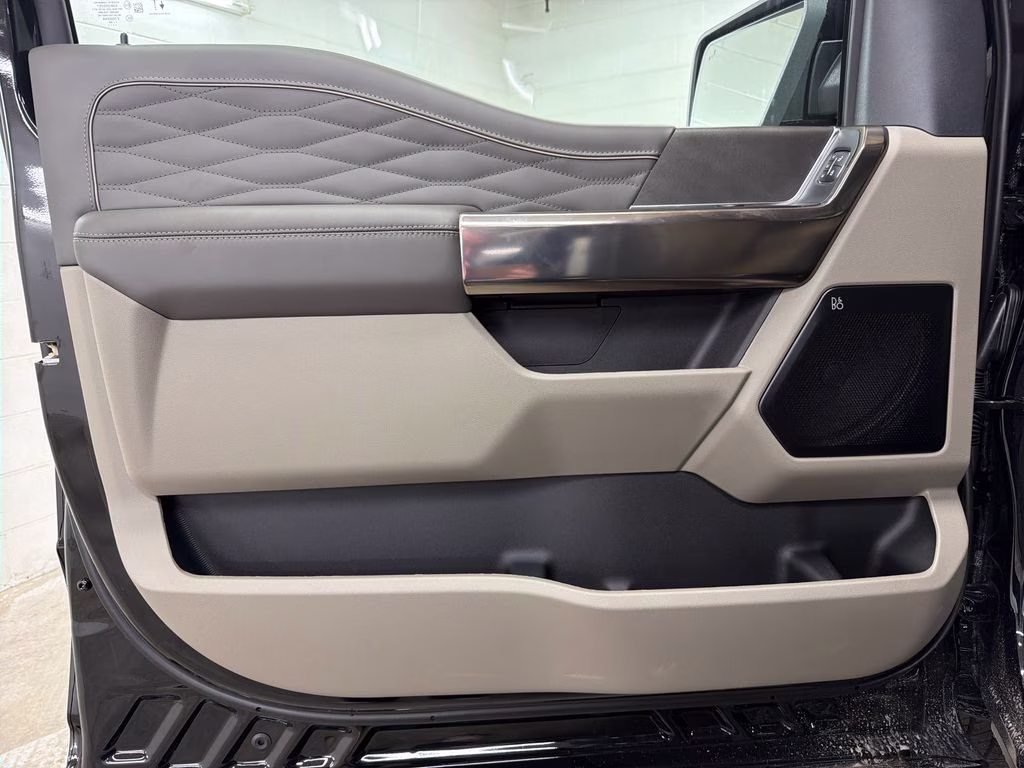 2026 AGATE BLACK Ford F-150 Platinum 4X4 Truck