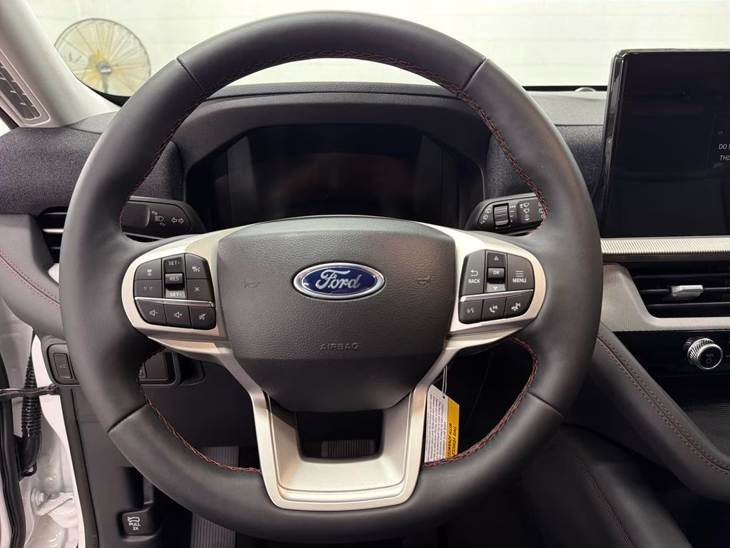2026 STAR WHITE TRI-COAT Ford Explorer Active RWD SUV