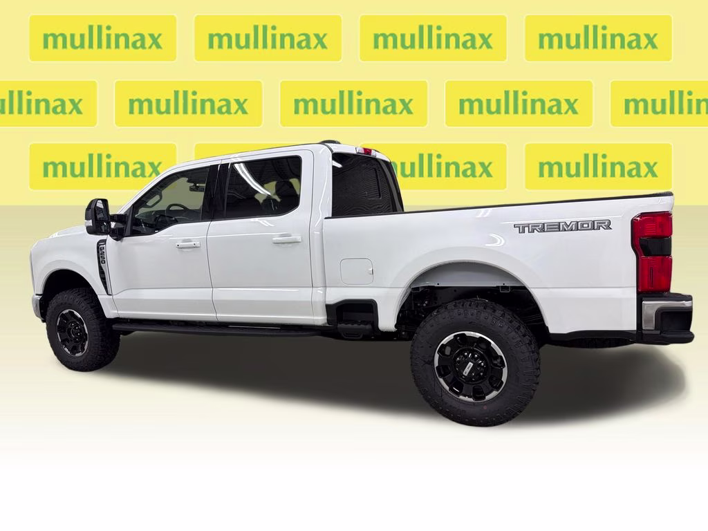 2026 STAR WHITE Ford Super Duty F-250 SRW Lariat Tremor 4X4 Truck