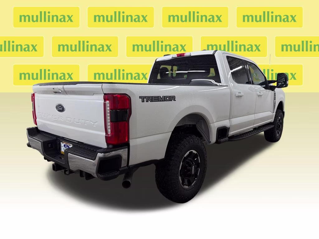 2026 STAR WHITE Ford Super Duty F-250 SRW Lariat Tremor 4X4 Truck