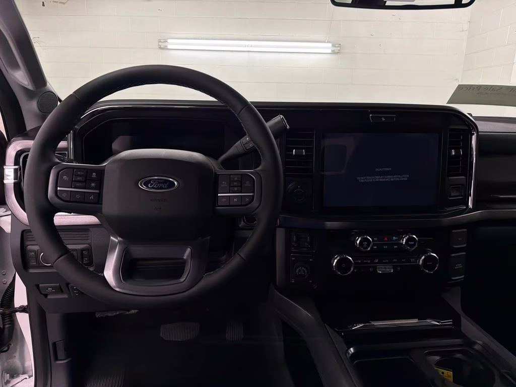 2026 STAR WHITE Ford Super Duty F-250 SRW Lariat Tremor 4X4 Truck