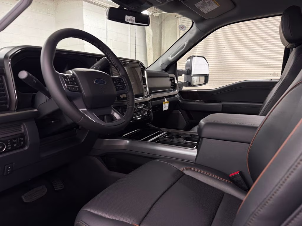 2026 AGATE BLACK Ford Super Duty F-250 SRW Lariat 4X4 Truck