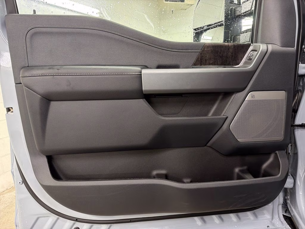 2026 GLACIER GRAY Ford Super Duty F-250 SRW Lariat Tremor 4X4 Truck