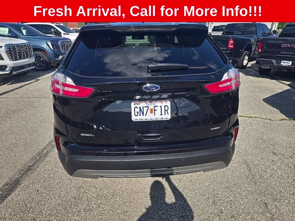 2022 Black Metallic Ford Edge SEL AWD SUV