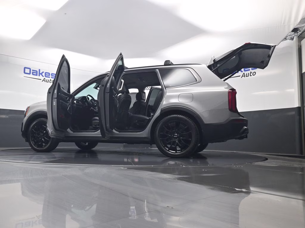 2022 Wolf Gray Kia Telluride EX AWD SUV