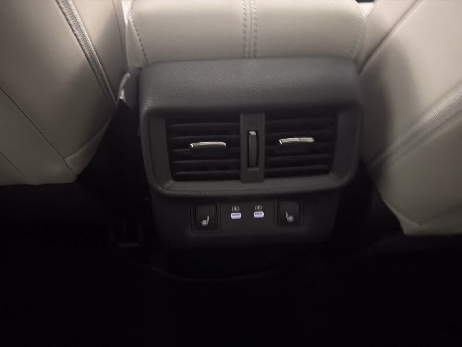 2026 Everest White Pearl Tricoat Nissan Murano Platinum AWD SUV
