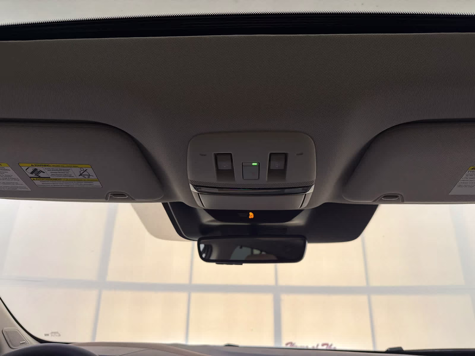 2026 Everest White Pearl Tricoat Nissan Murano Platinum AWD SUV