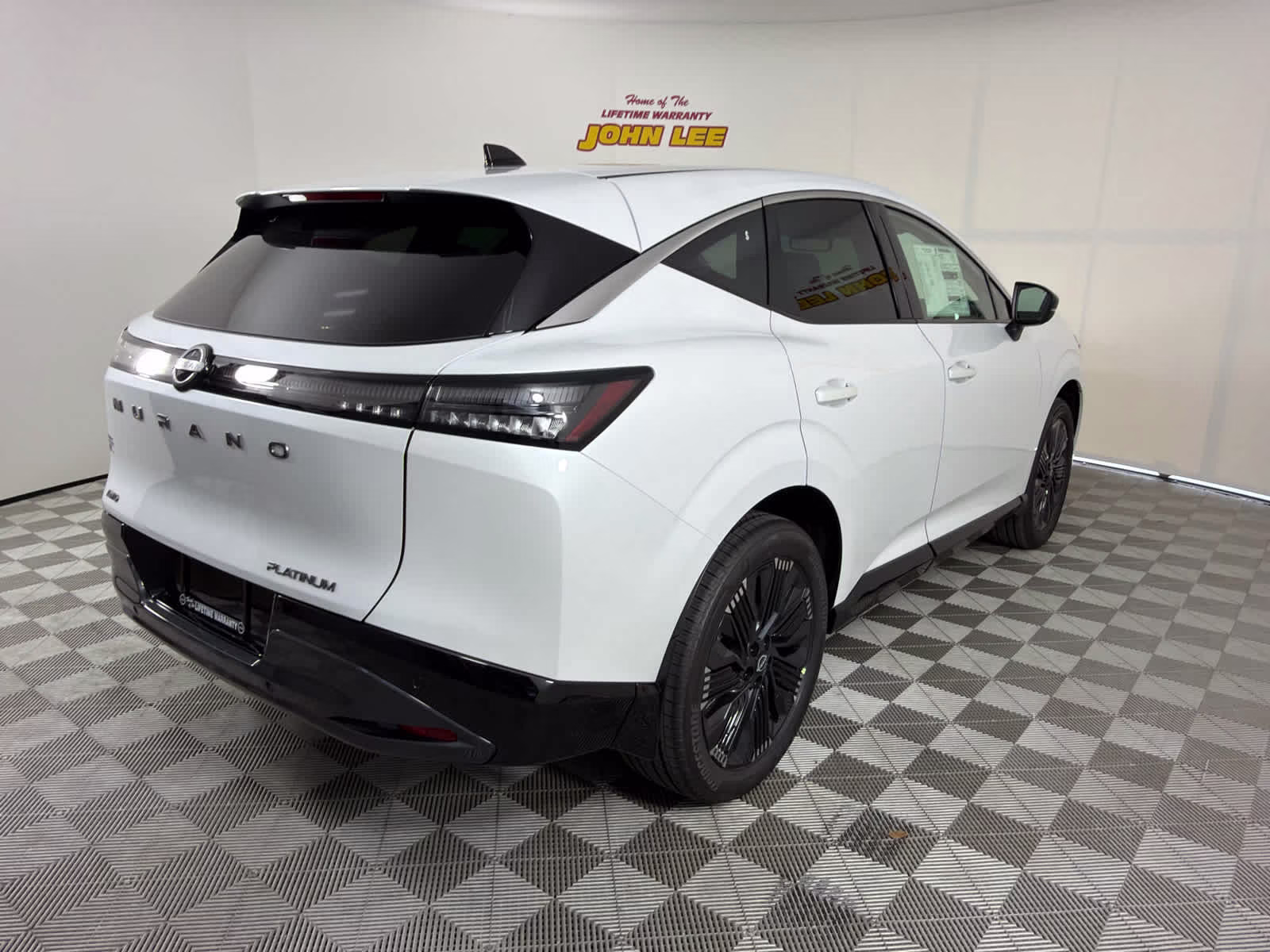 2026 Everest White Pearl Tricoat Nissan Murano Platinum AWD SUV