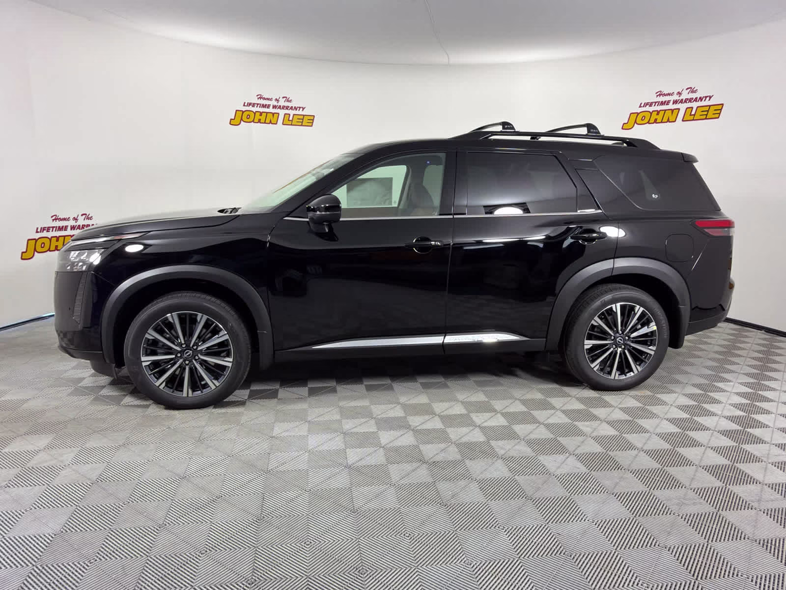 2026 Super Black Nissan Pathfinder Platinum FWD SUV