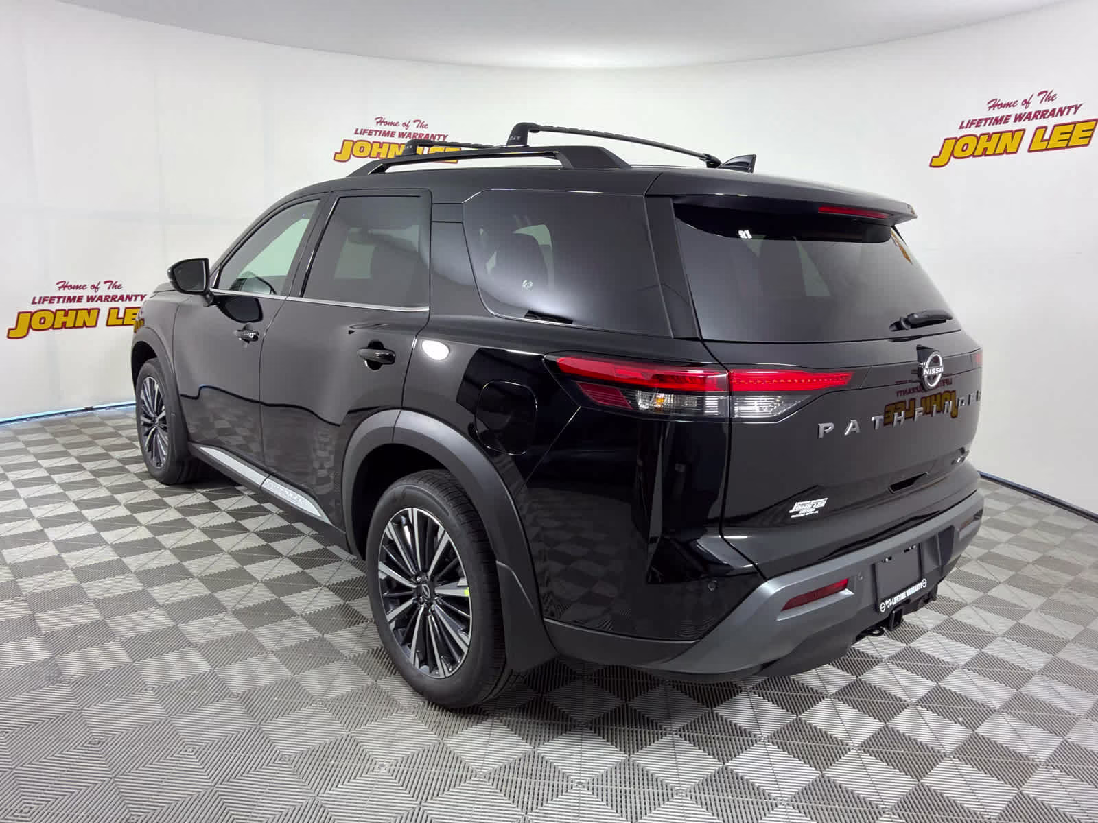 2026 Super Black Nissan Pathfinder Platinum FWD SUV