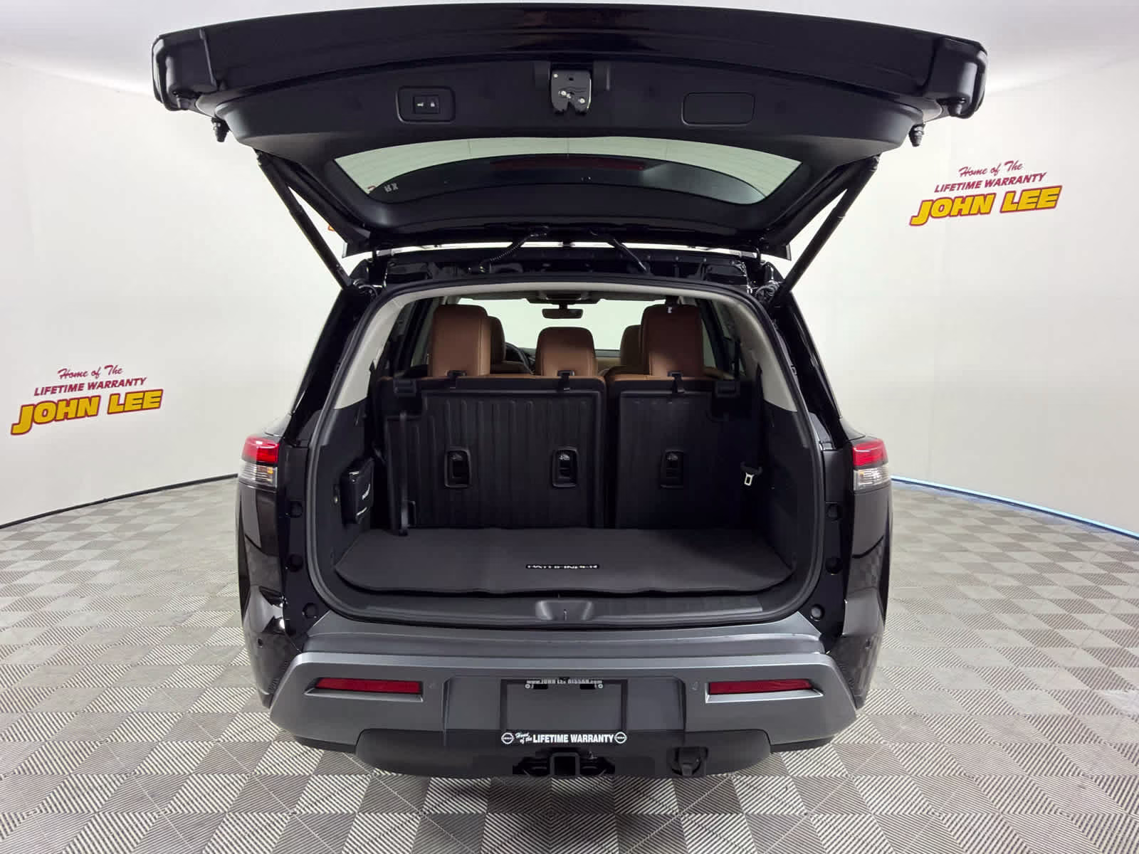 2026 Super Black Nissan Pathfinder Platinum FWD SUV