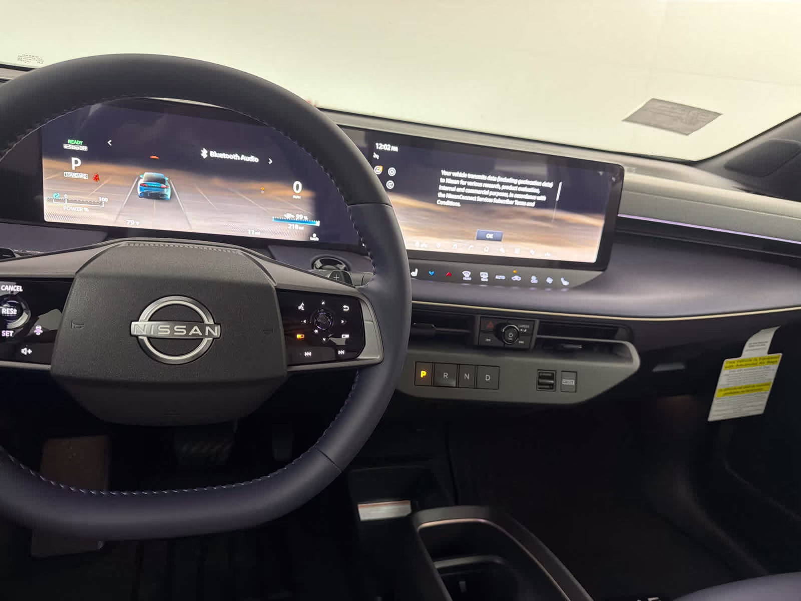 2026 Everest White Pearl Tricoat/Black Nissan LEAF PLATINUM+ FWD SUV