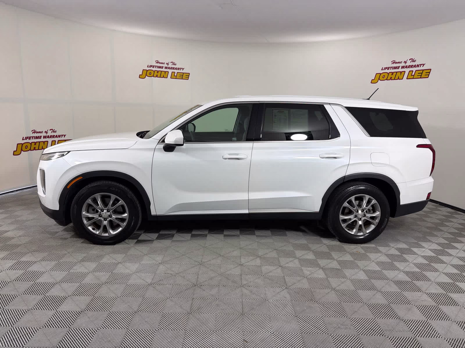 2020 Hyper White Hyundai Palisade SE FWD SUV