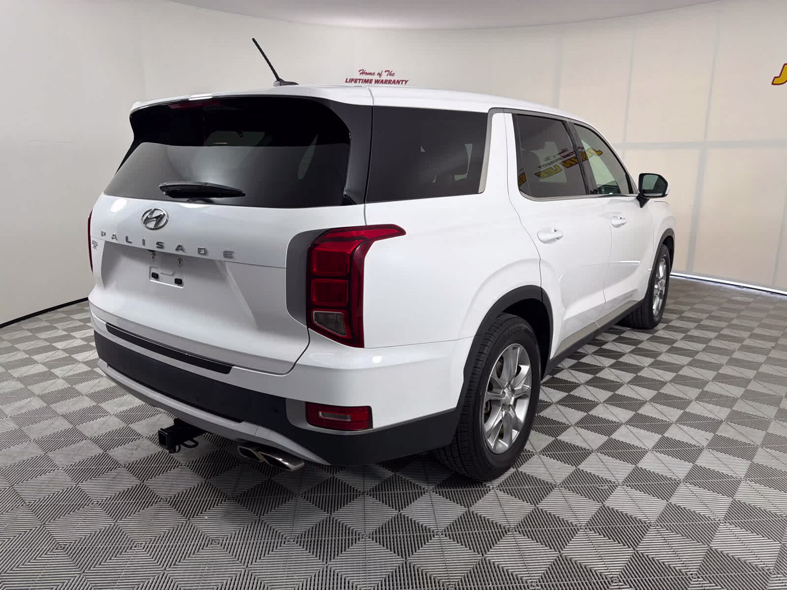 2020 Hyper White Hyundai Palisade SE FWD SUV