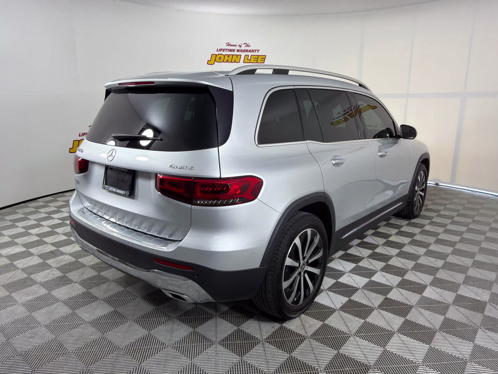 2020 Iridium Silver Metallic Mercedes-Benz GLB 250 GLB 250 AWD SUV