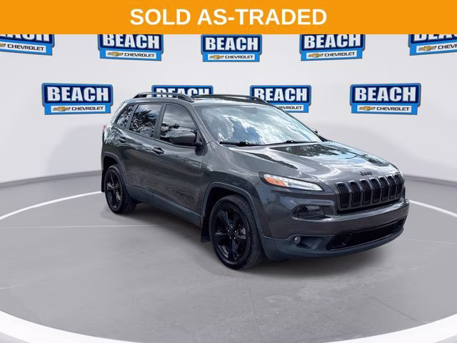 2018 Crystal Metallic Jeep Cherokee Latitude FWD SUV