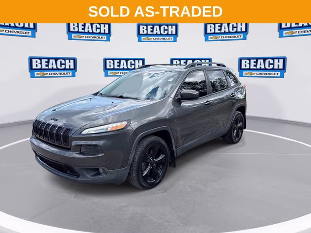 2018 Crystal Metallic Jeep Cherokee Latitude FWD SUV