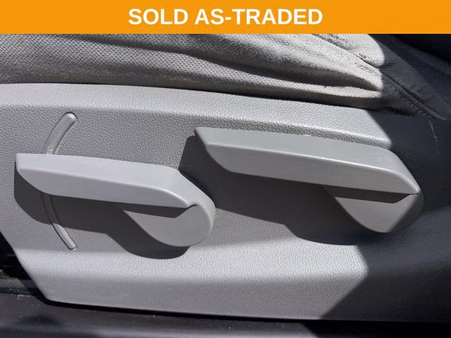 2018 Silver Ice Metallic Chevrolet Silverado 1500 Custom 4X4 Truck