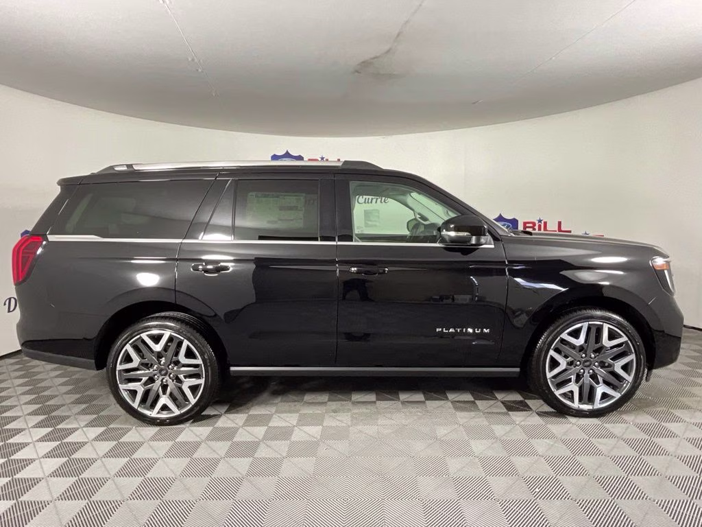2026 Black Metallic Ford Expedition Platinum 4X4 SUV