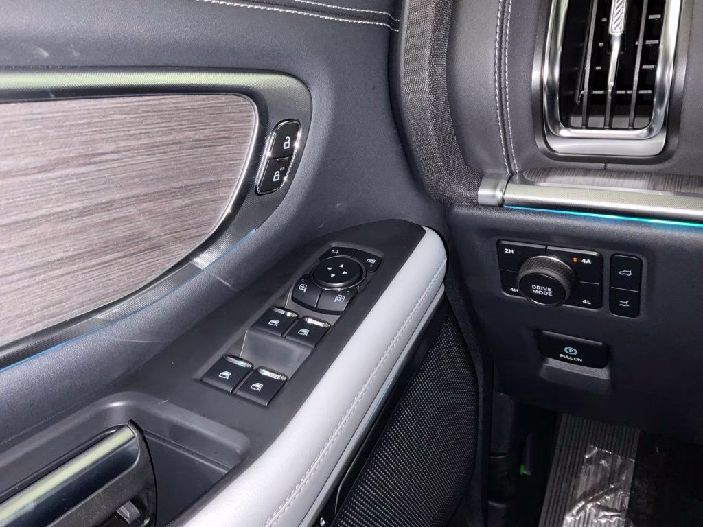 2026 Black Metallic Ford Expedition Platinum 4X4 SUV