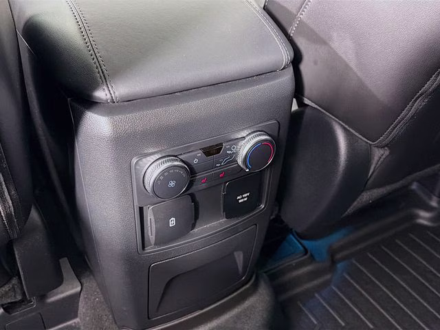 2022 Gray Metallic Ford Explorer Platinum RWD SUV