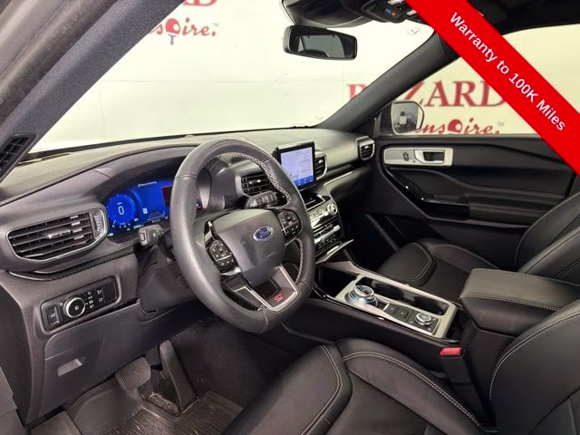 2023 Silver Metallic Ford Explorer ST 4X4 SUV