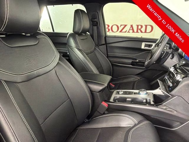 2023 Silver Metallic Ford Explorer ST 4X4 SUV