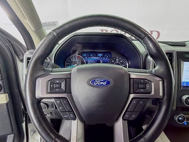 2021 White Metallic Ford Expedition Max Platinum 4X4 SUV