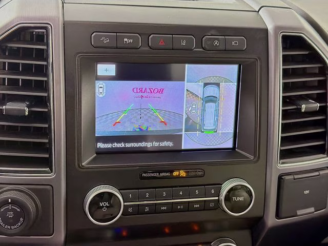 2021 White Metallic Ford Expedition Max Platinum 4X4 SUV
