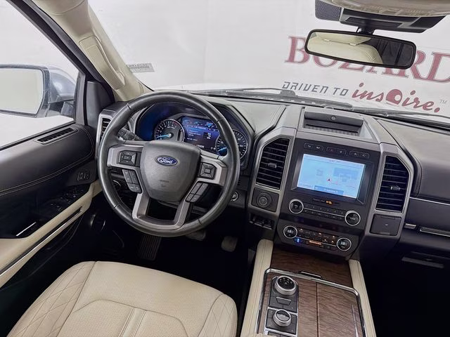 2021 White Metallic Ford Expedition Max Platinum 4X4 SUV