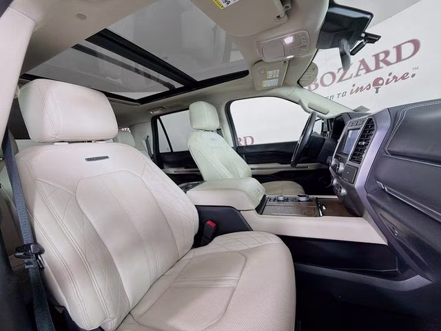 2021 White Metallic Ford Expedition Max Platinum 4X4 SUV