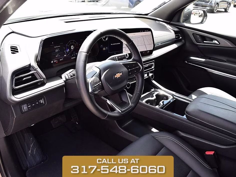 2025 Black Metallic Chevrolet Traverse LT AWD SUV