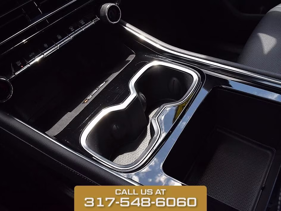 2025 Black Metallic Chevrolet Traverse LT AWD SUV