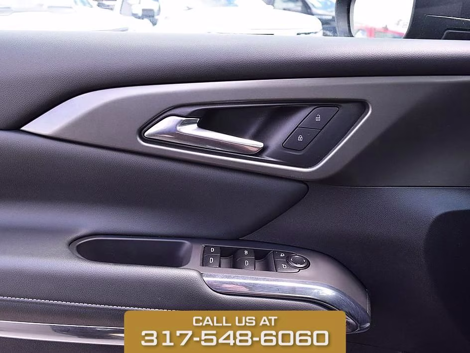 2025 Black Metallic Chevrolet Traverse LT AWD SUV