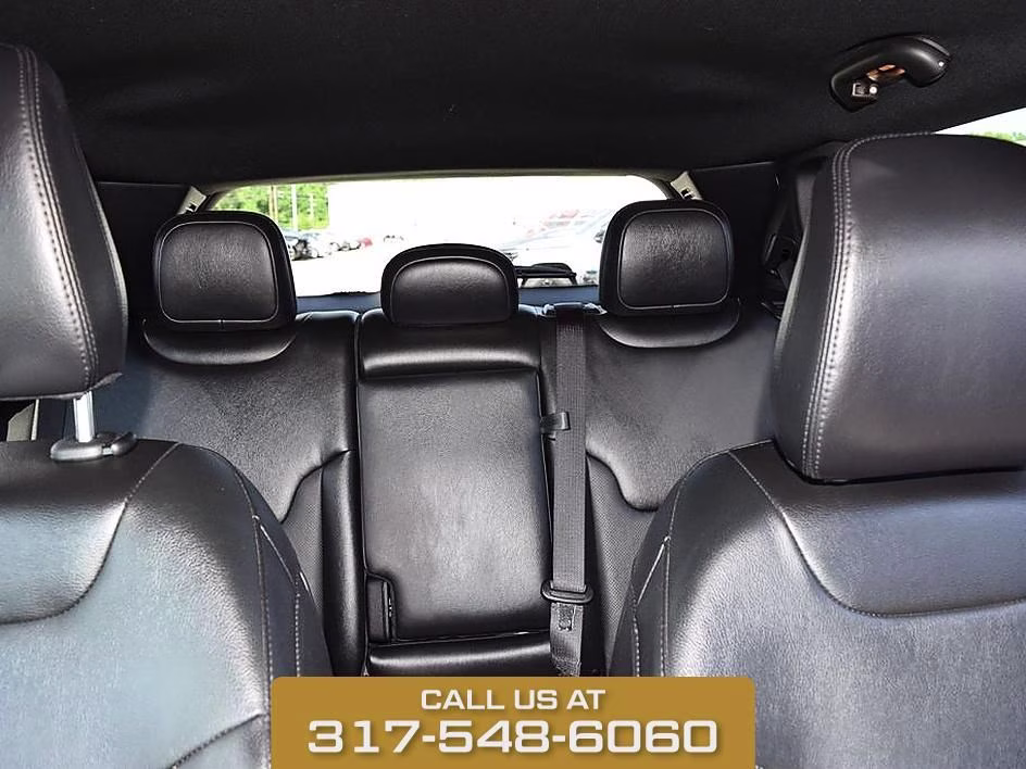 2023 Crystal Metallic Jeep Compass Limited 4X4 SUV