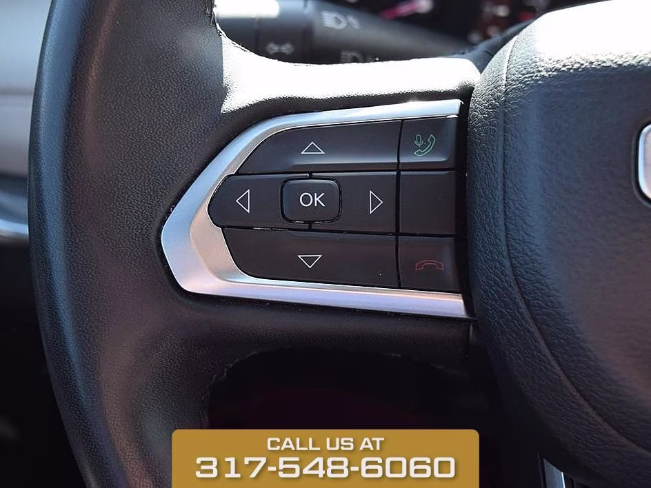 2023 Crystal Metallic Jeep Compass Limited 4X4 SUV