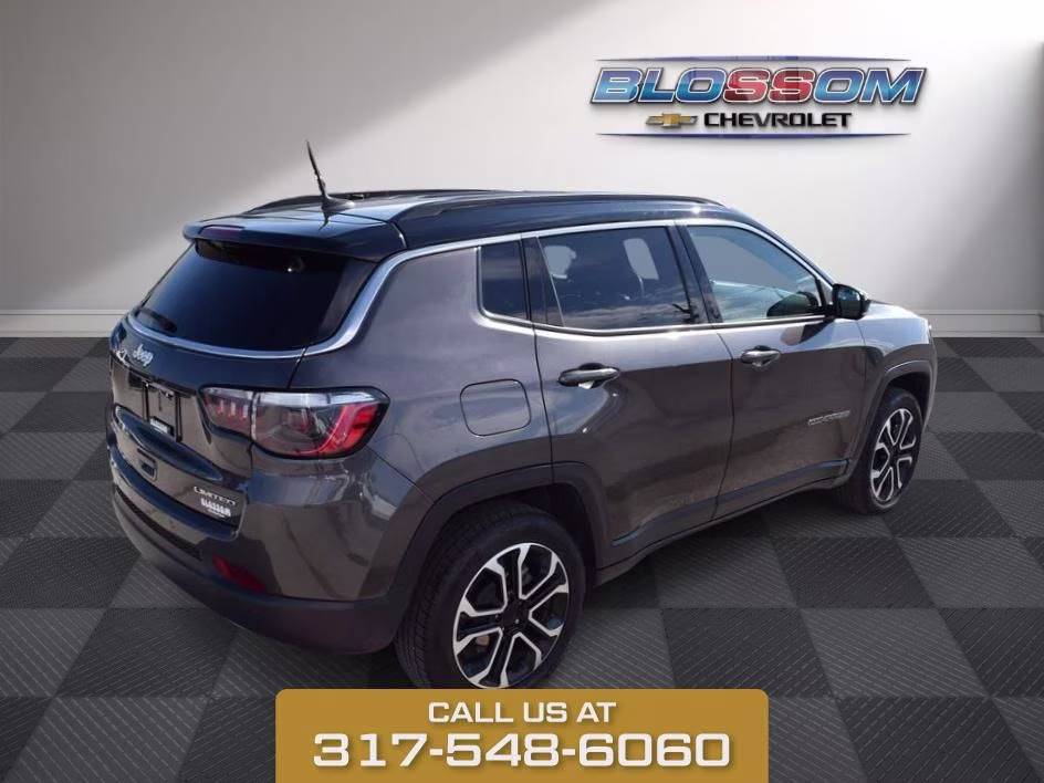 2023 Crystal Metallic Jeep Compass Limited 4X4 SUV